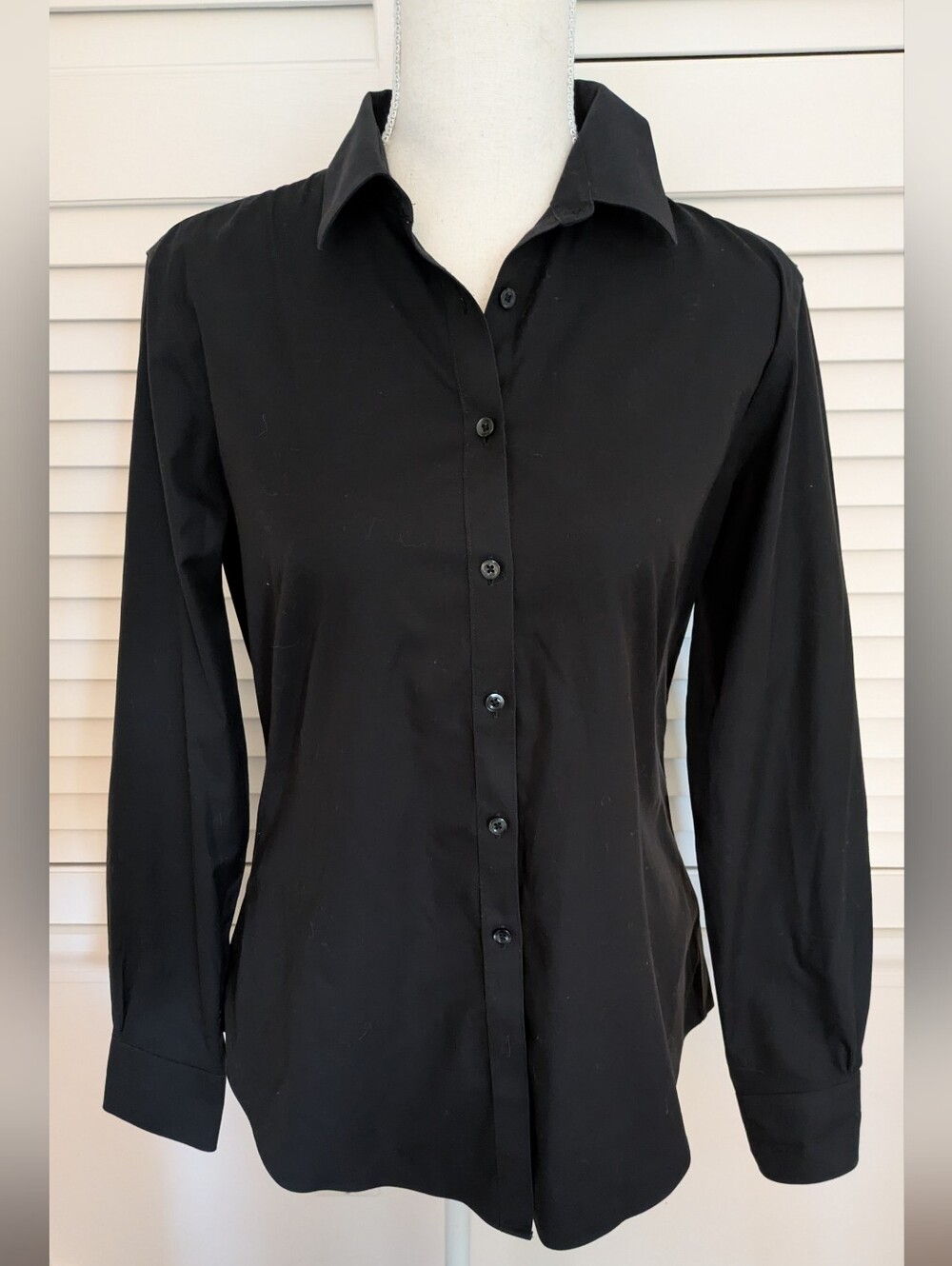 Brooks Brothers Black Classic Long Sleeve Button-Down Shirt - Size 6